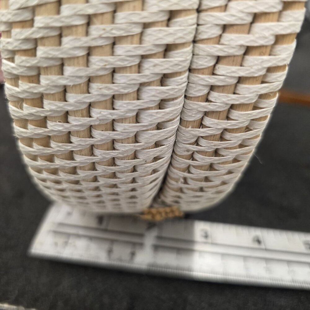 White Wicker Seashells Round Rattan Crossbody Purse Leather Strap Summer boho - Picture 7 of 8